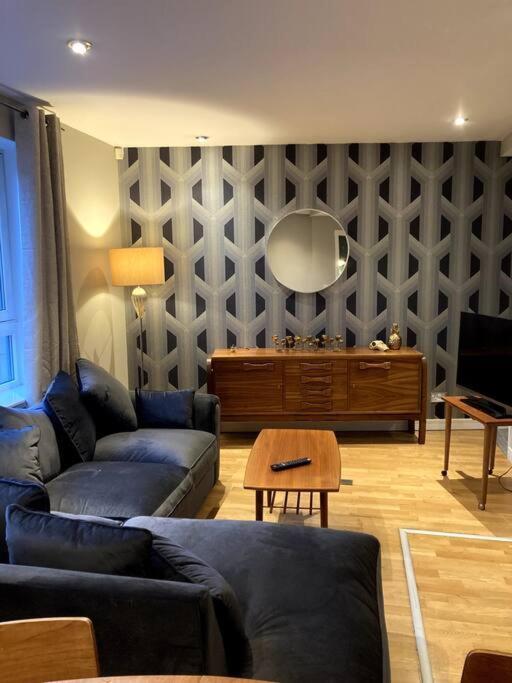 Stylish 2 Bed Accessible Flat Perfect Location Glasgow Exterior foto